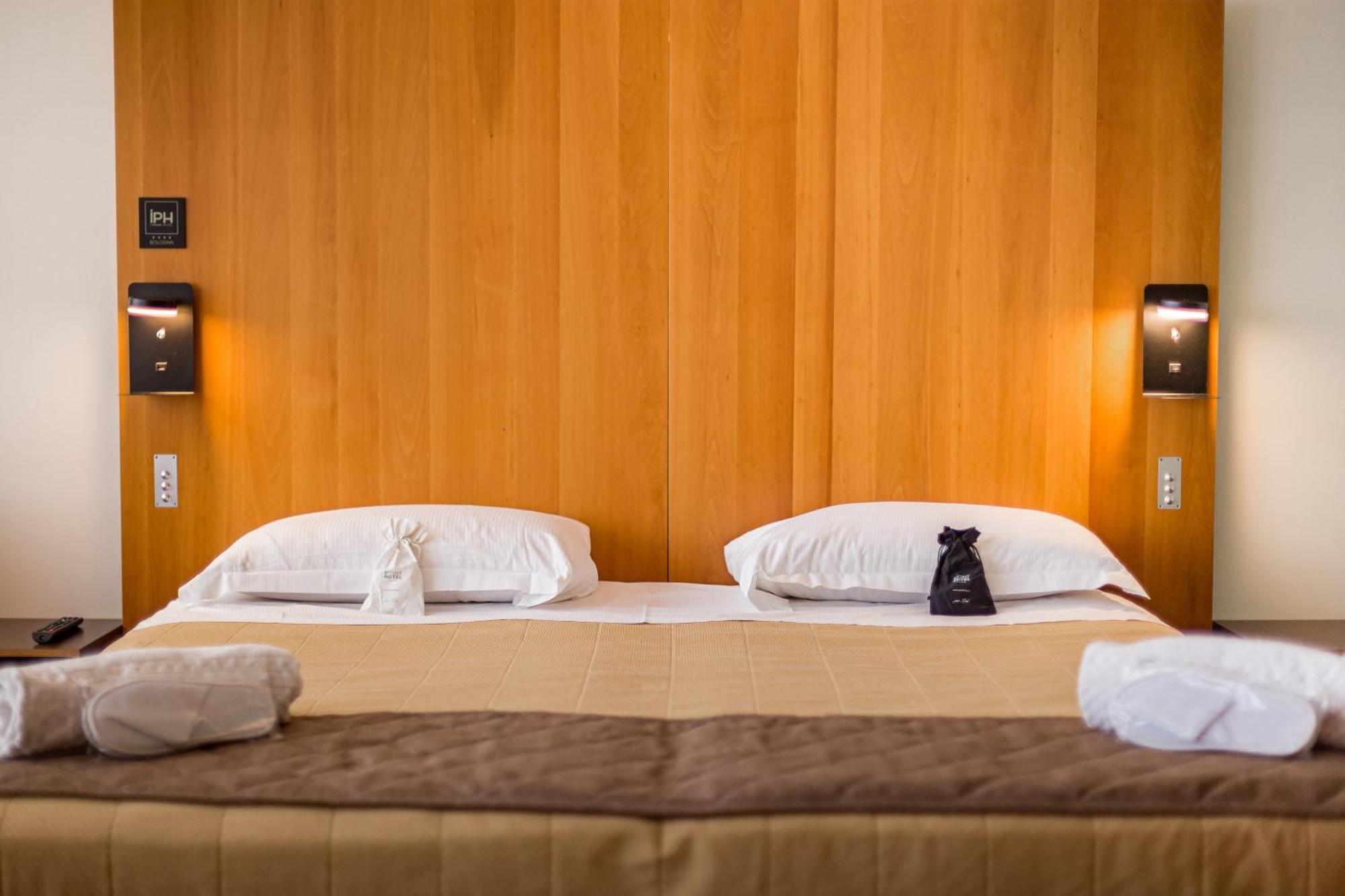 New Ipoint Hotel サン・ジョヴァンニ・イン・ペルシチェート エクステリア 写真