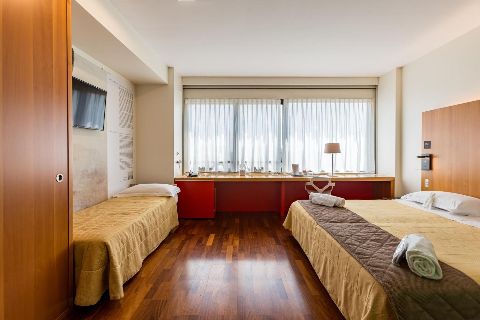 New Ipoint Hotel サン・ジョヴァンニ・イン・ペルシチェート エクステリア 写真